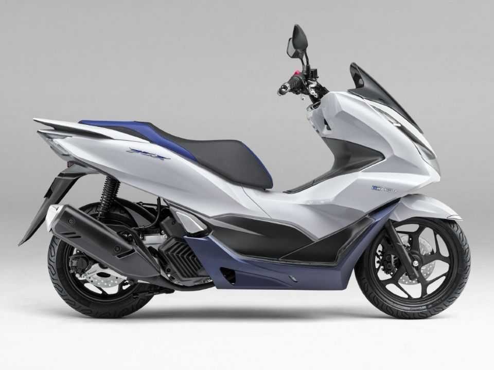 Honda PCX e:HEV 2021 no Japão